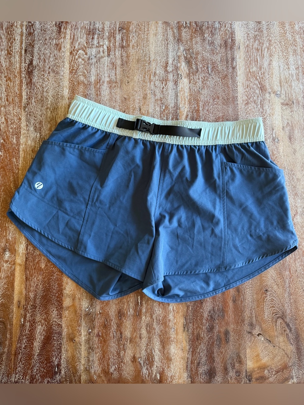 Nani Active Women’s Blue Hybrid Hiking Athletic Shorts Belted Size L
